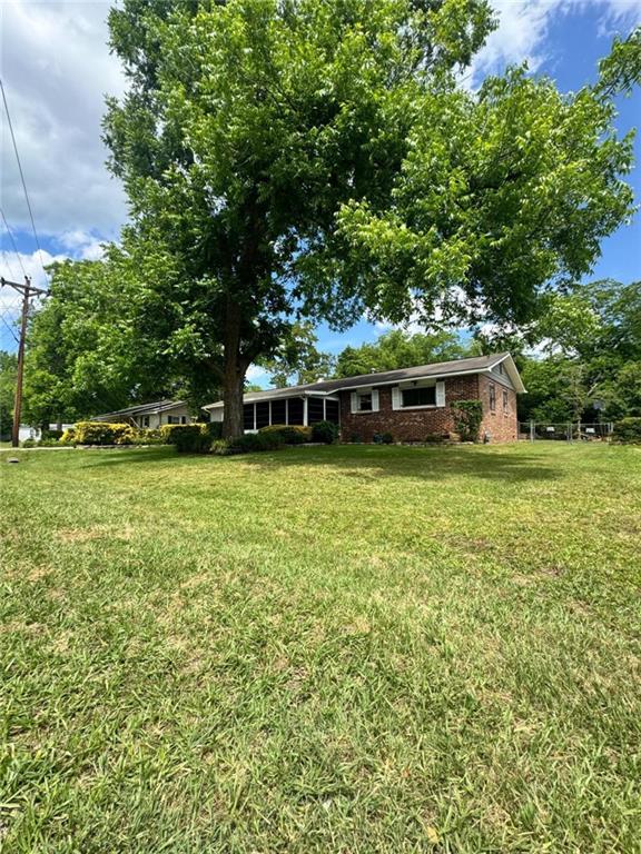 203 Pinecrest Drive, Warner Robins, Georgia image 5