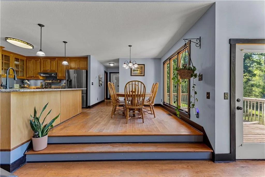 Woodbury, Georgia 30293, United States, 4 Bedrooms Bedrooms, ,4 BathroomsBathrooms,Residential,Active,201009