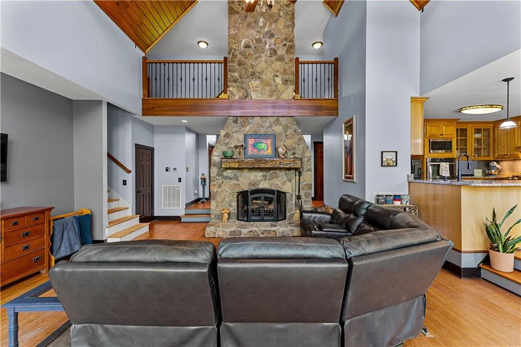 Woodbury, Georgia 30293, United States, 4 Bedrooms Bedrooms, ,4 BathroomsBathrooms,Residential,Active,201009