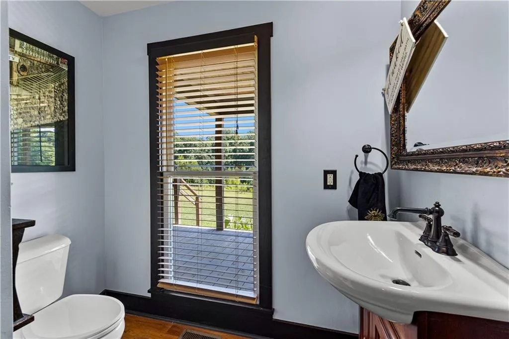 Woodbury, Georgia 30293, United States, 4 Bedrooms Bedrooms, ,4 BathroomsBathrooms,Residential,Active,201009