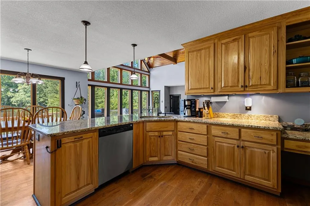 Woodbury, Georgia 30293, United States, 4 Bedrooms Bedrooms, ,4 BathroomsBathrooms,Residential,Active,201009