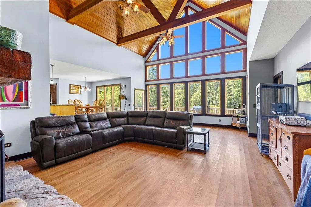 Woodbury, Georgia 30293, United States, 4 Bedrooms Bedrooms, ,4 BathroomsBathrooms,Residential,Active,201009