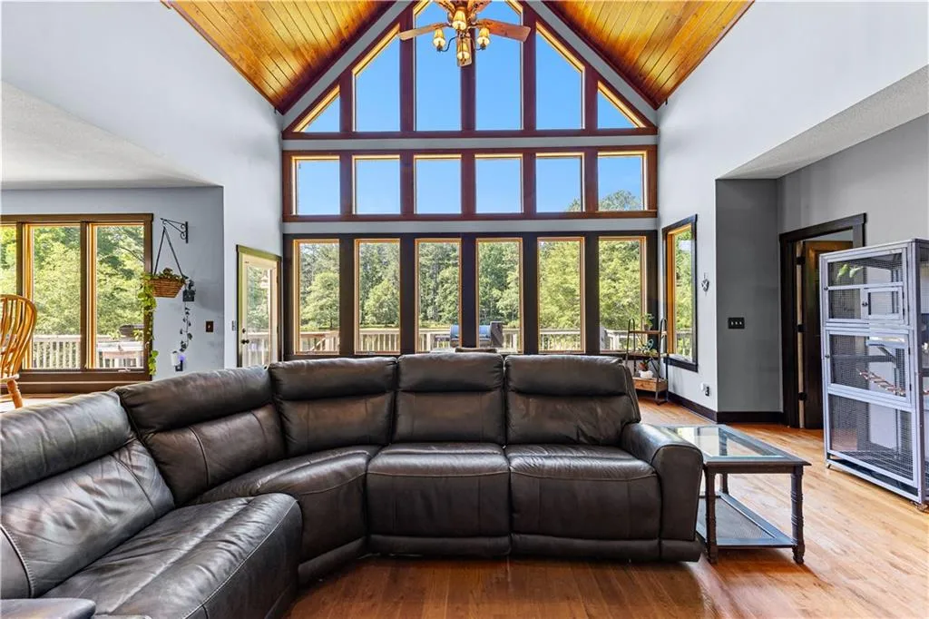 Woodbury, Georgia 30293, United States, 4 Bedrooms Bedrooms, ,4 BathroomsBathrooms,Residential,Active,201009