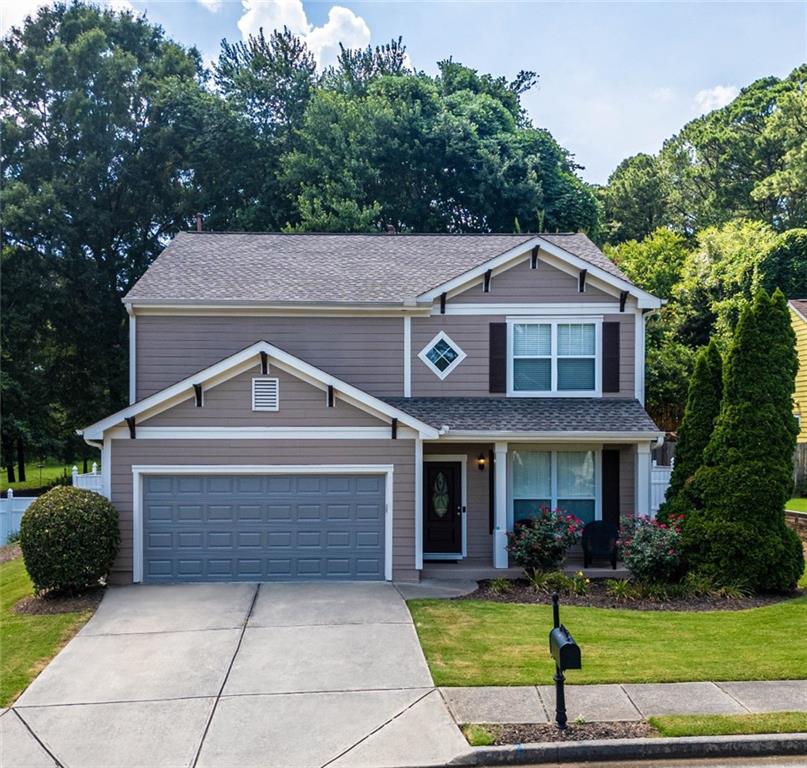 Remodeled Cul-de-Sac Home Near Lake Allatoona
Beautifully updated home featuring a fully remodeled kitchen with stainless steel appliances and modern cabinetry. All bathrooms have been renovated, including a sleek second bath and a spacious master bathroom with a huge, spa-style shower. Contemporary flooring flows throughout the main level, complementing the open layout. The private fenced backyard is perfect for entertaining or relaxing, and the two-car garage offers extra storage. Located just minutes from Lake Allatoona for easy access to boating and water activities, and close to top-rated schools, shopping, and major highways. A perfect blend of comfort, style, and location.