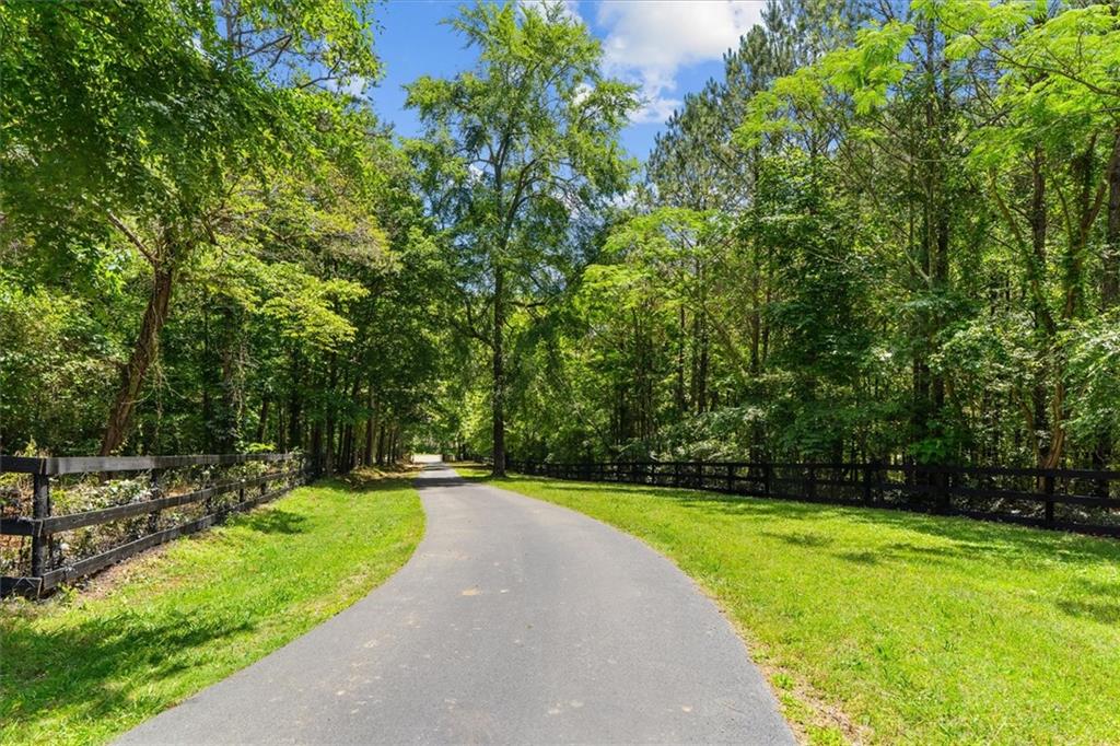 639 Hall Station Road
