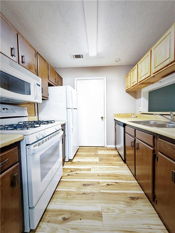 Lakemont Village - Residential Lease