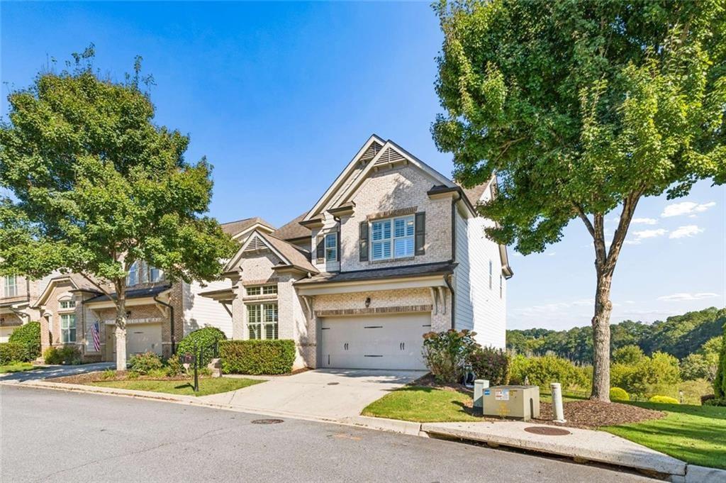 Photo of 7290 Jamestown DR, Alpharetta, GA 30005 (MLS # 7840257)
