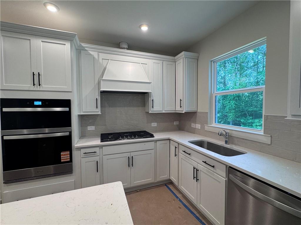 4665 Rosarian Drive