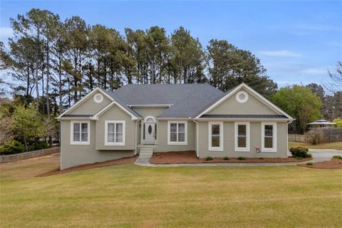 1640 Little Lisa Lane Snellville GA 30078