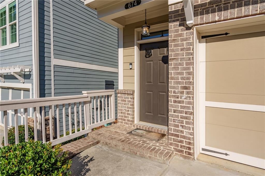 674 Crosshaven Drive