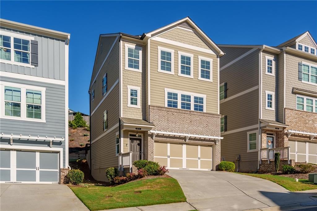 674 Crosshaven Drive
