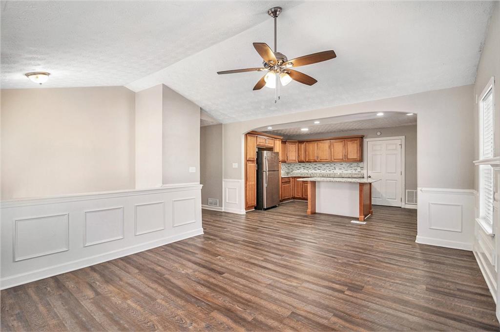 3563 STRATFORD