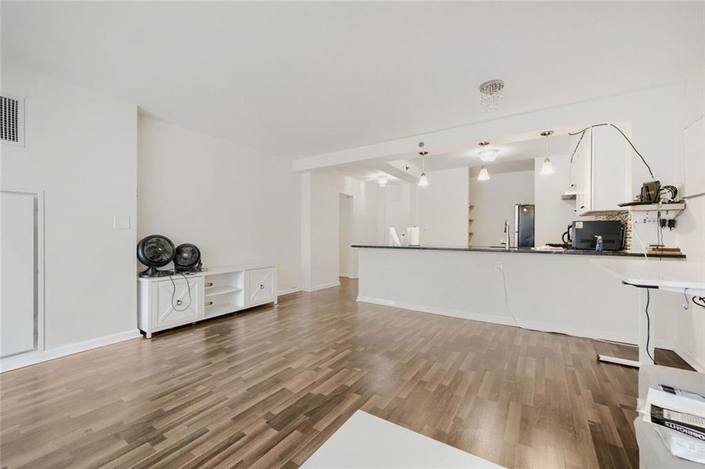 620 Peachtree Street NE 1207