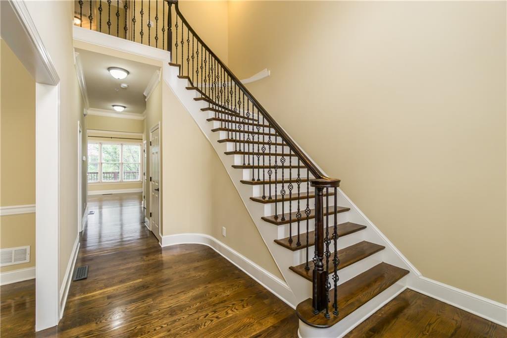 2590 Milford Lane