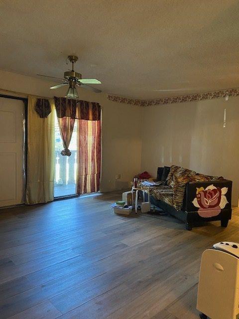 Condo For Sale - 120 Camelot Drive<br/> Atlanta, GA 30349