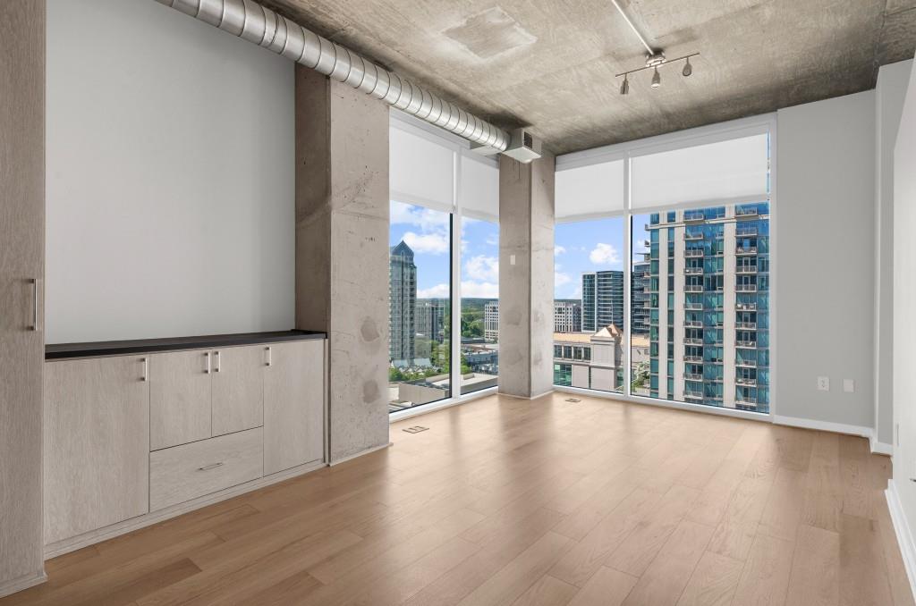 250 Pharr Road NE 1602