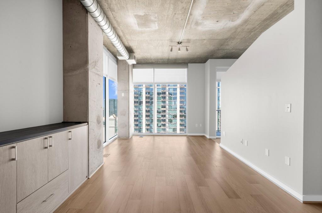 250 Pharr Road NE 1602