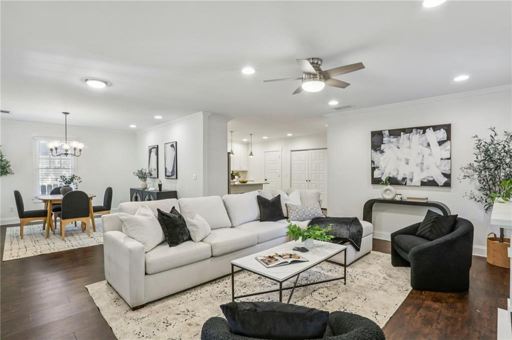 1674 Dixie Street SE