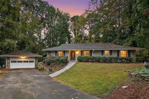 Photo of 924 Hazel Court SW, Lilburn, GA 30047 (MLS # 7673861) Photo of 924 Hazel Court SW, Lilburn, GA 30047 (MLS # 7673861)