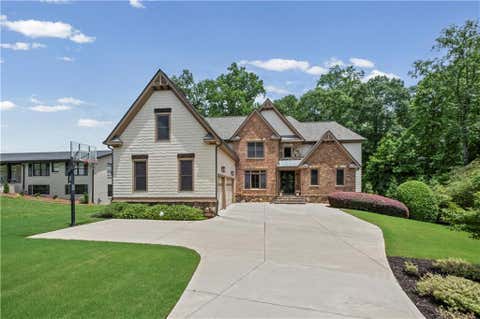 Homes For Sale - 746 Mockingbird Lane<br/> Marietta, GA 30068