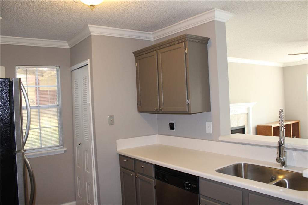 711 Cypress Pointe Street, Johns Creek, Georgia image 12