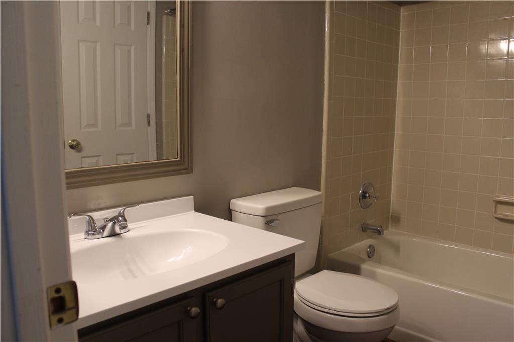 711 Cypress Pointe Street, Johns Creek, Georgia image 17