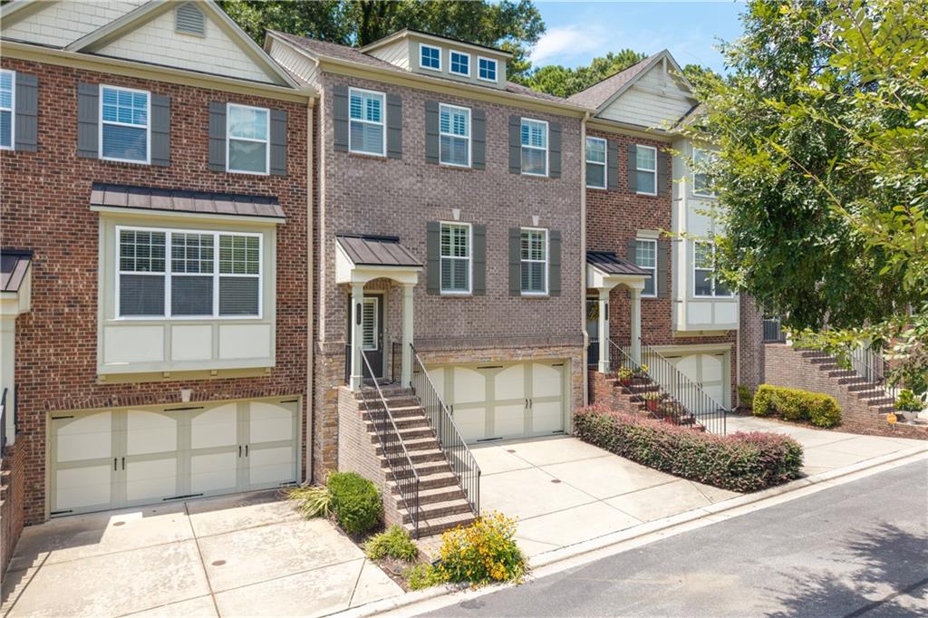 2090 Cobblestone Circle NE