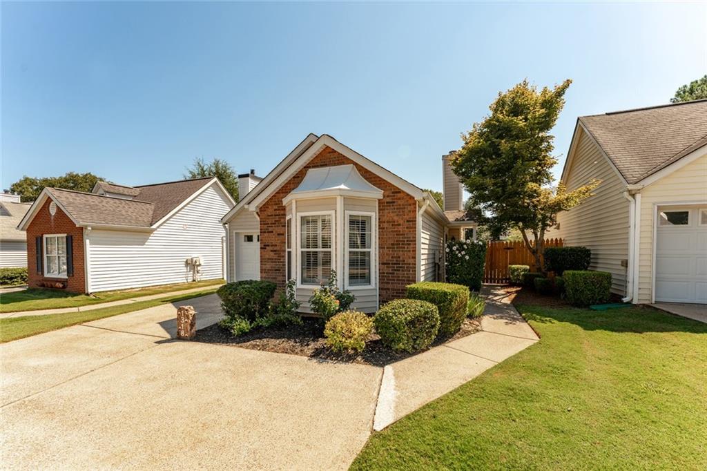 1318 Yorkshire Lane