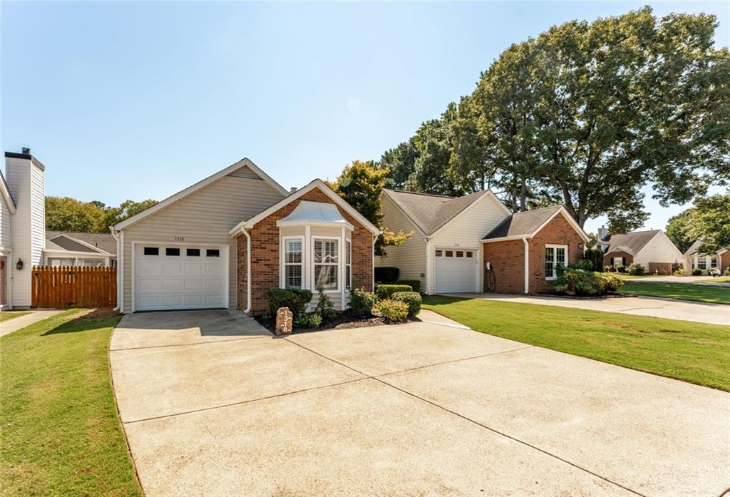1318 Yorkshire Lane