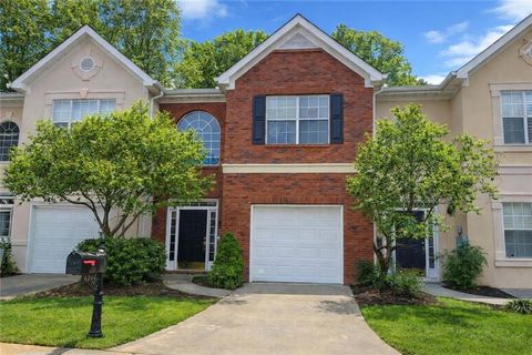 Townhouse For Sale - 4207 Rogers Creek Court<br/> Duluth, GA 30096