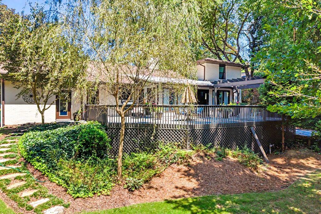 747 Starlight Court