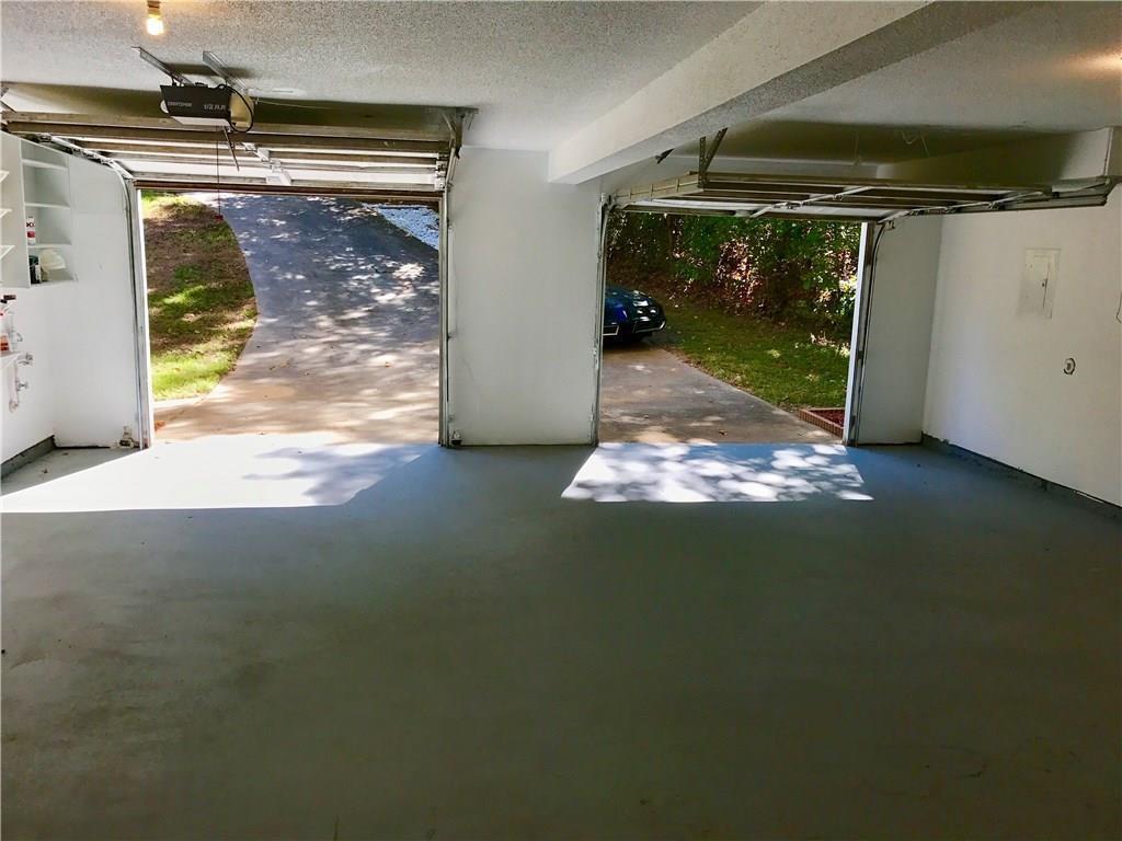 Eagles Crest - Residential