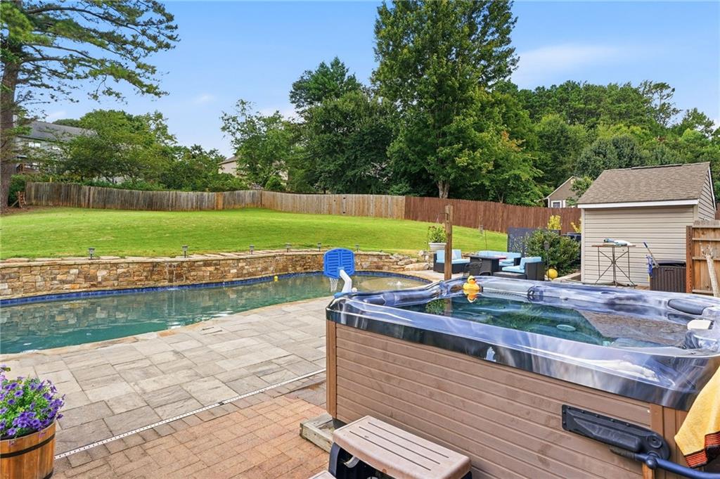 1096 Angel Lane