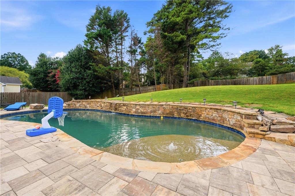 1096 Angel Lane