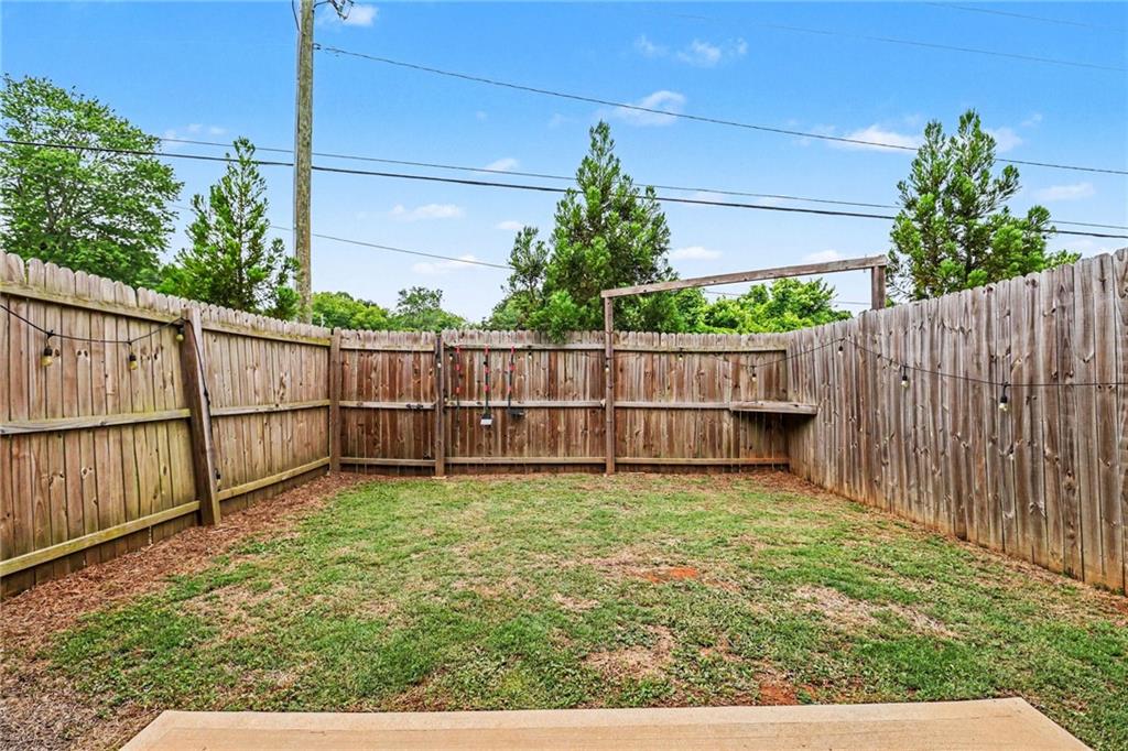 3732 Acorn Drive