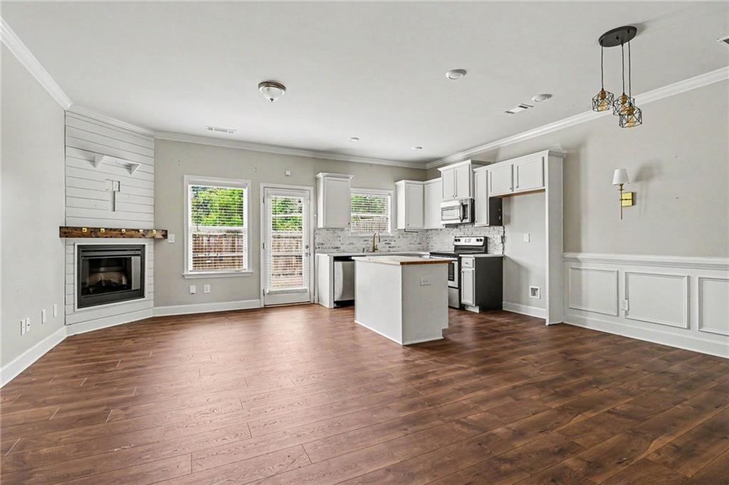 3732 Acorn Drive