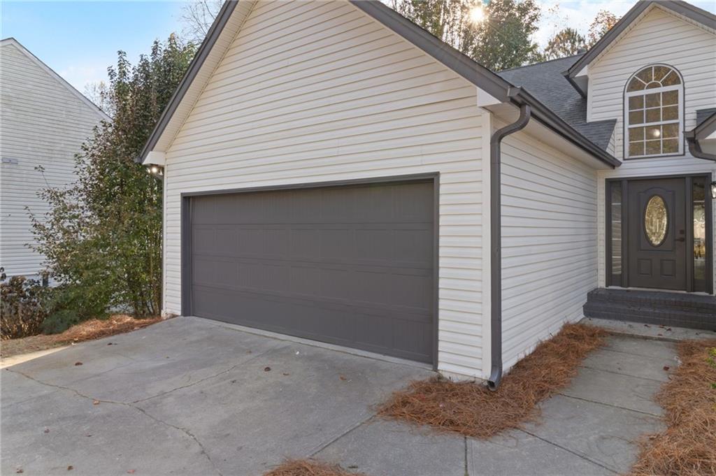 5390 Regency Lake Court