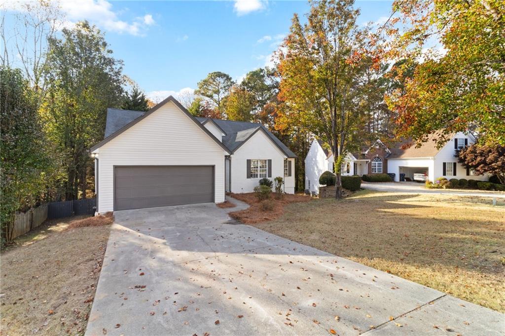 5390 Regency Lake Court