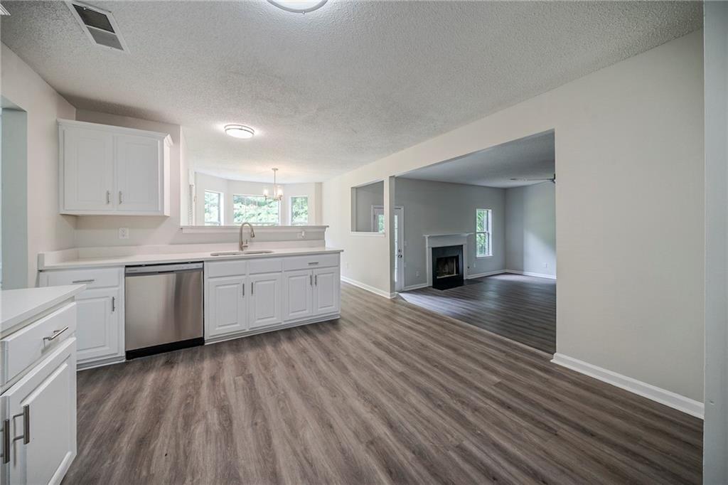 621 Lakewater View Drive