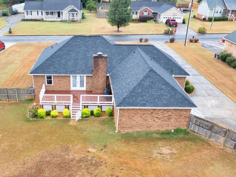 A home in Lindale