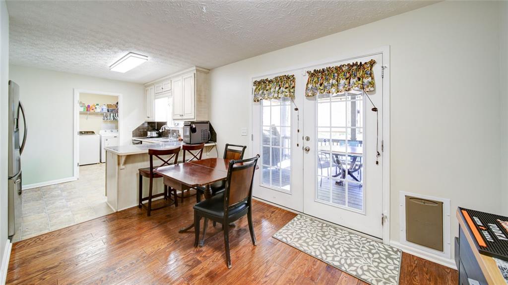 EAST GATE - Residential
