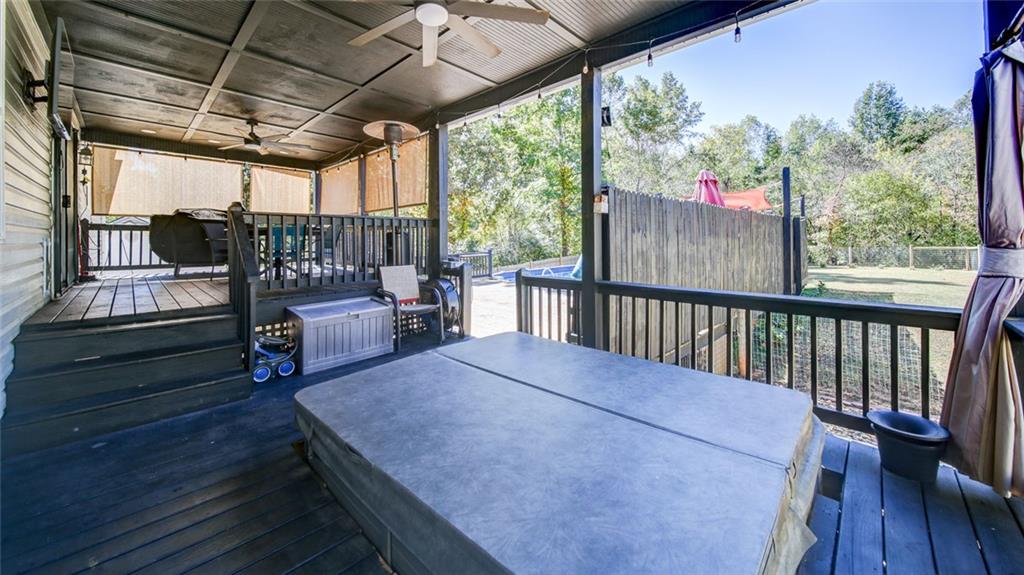 EAST GATE - Residential