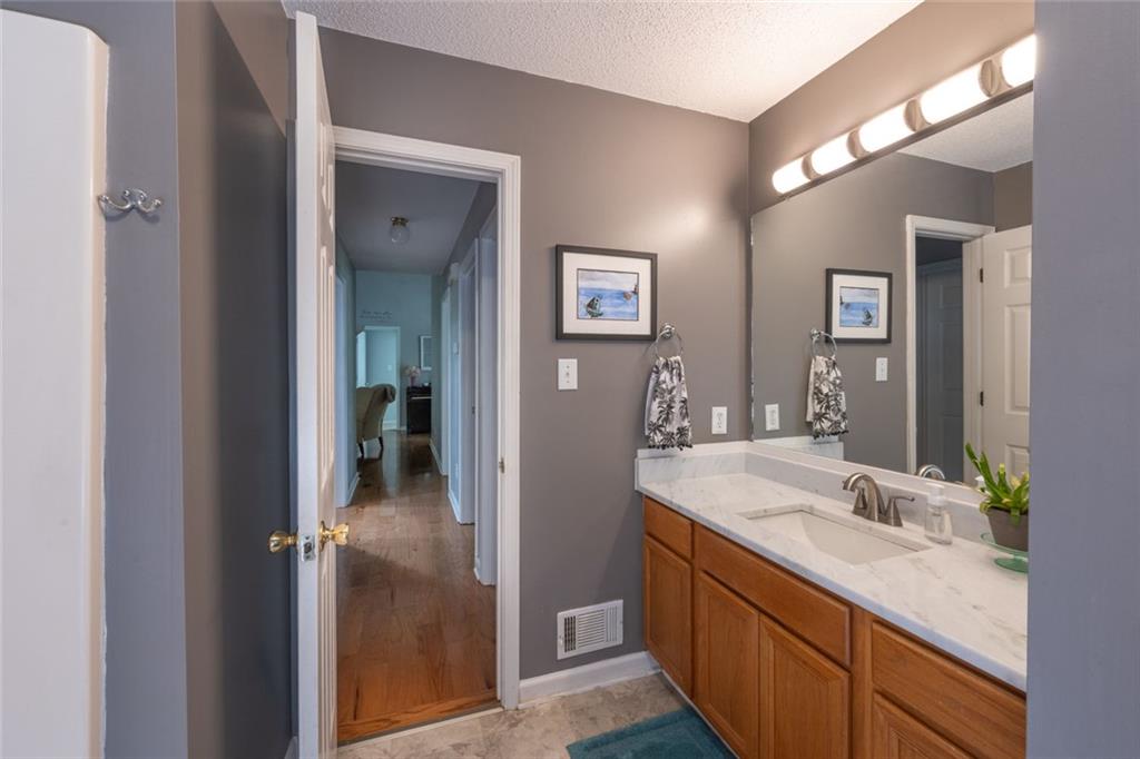 1737 Mount Berry Drive, Douglasville, Georgia image 18