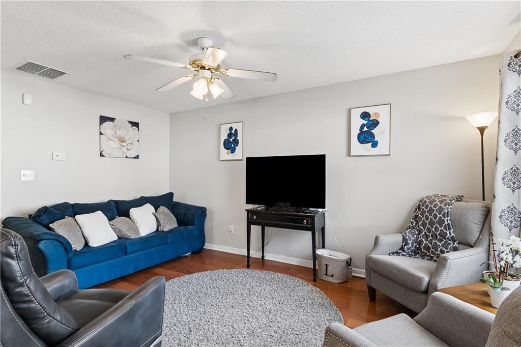 253 Gallant Court 17
