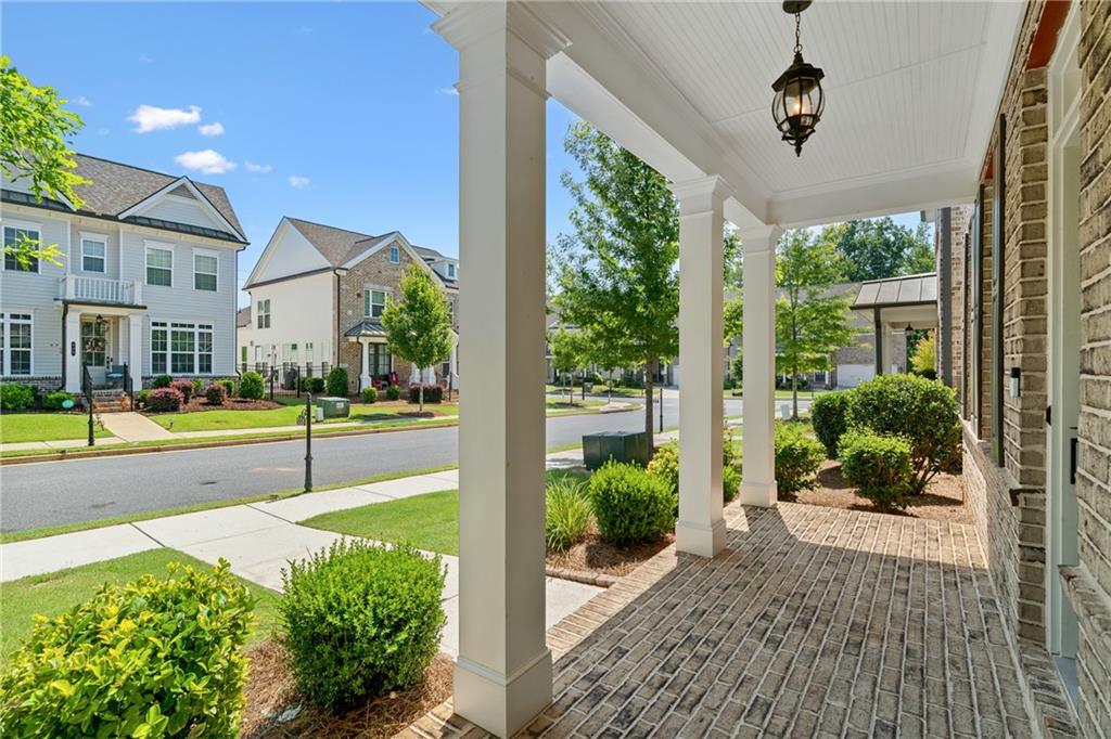 550 Turlington Place