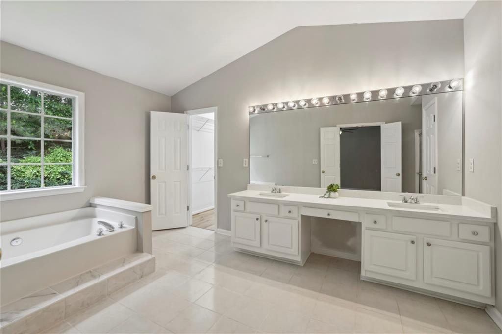715 Alstonefield Drive Dr, Alpharetta, Georgia image 16