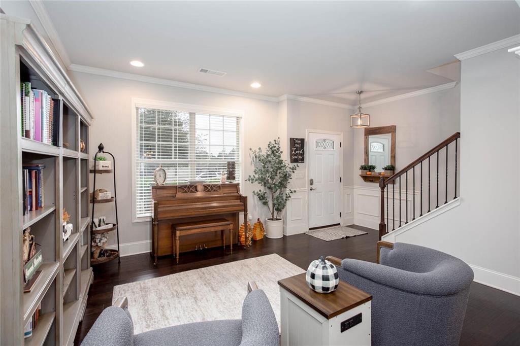 604 Providence Walk Place