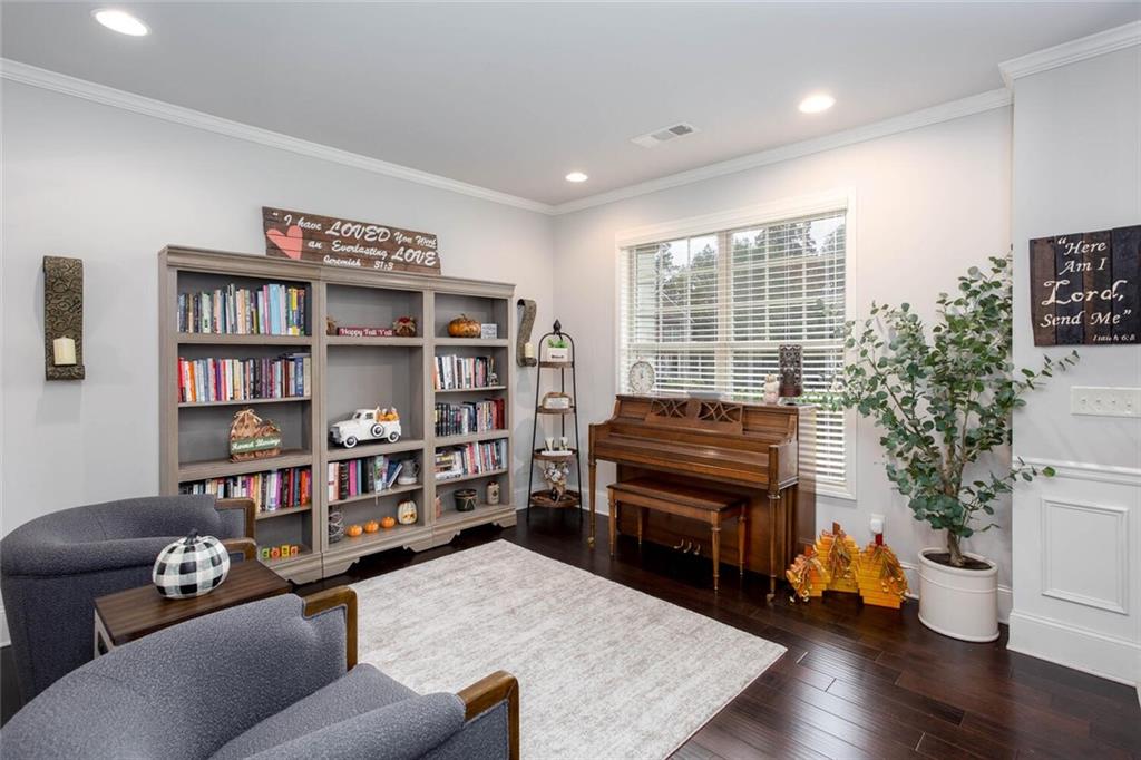 604 Providence Walk Place