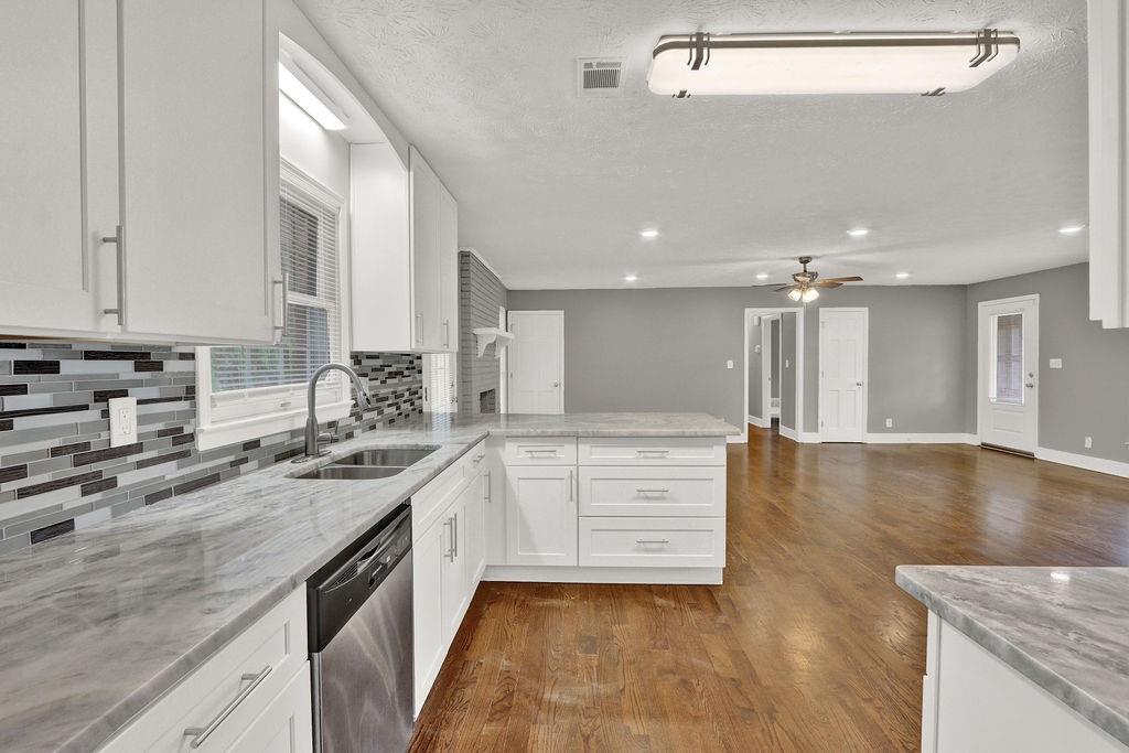 2417 Jade Drive, Lawrenceville, Georgia image 36