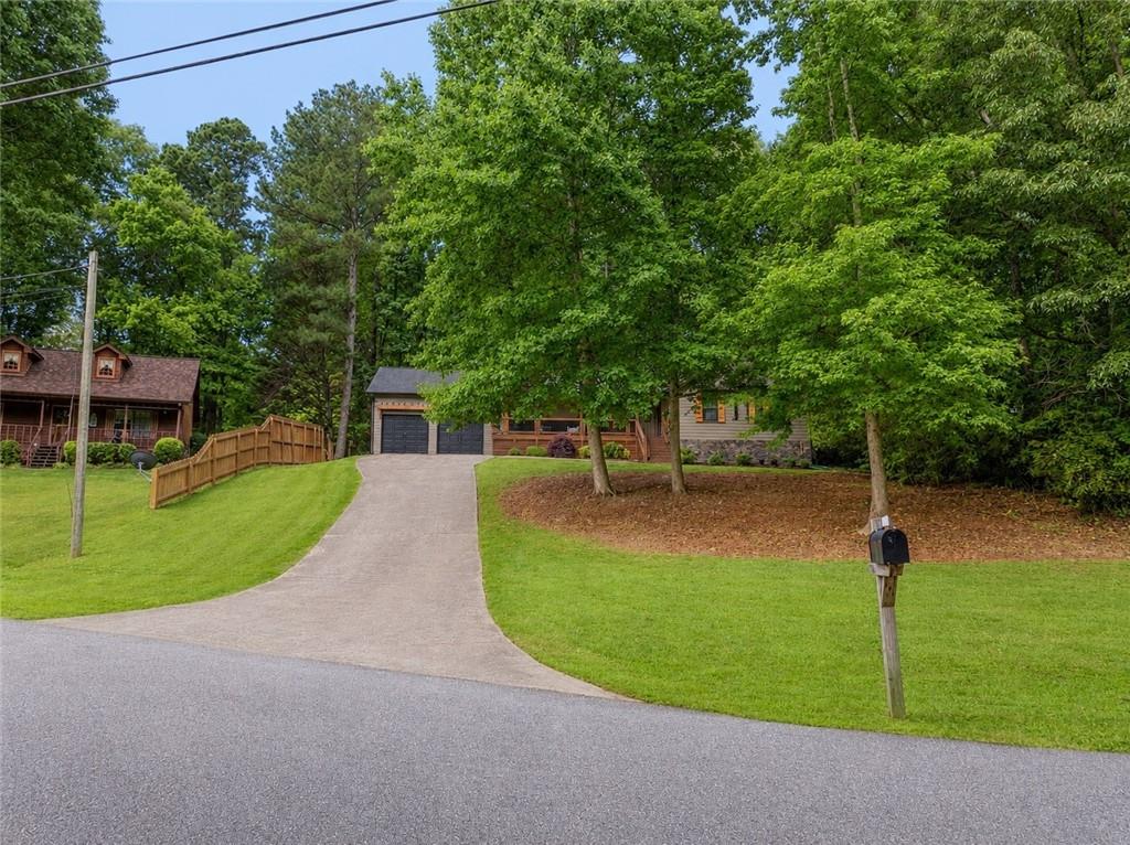 440 Spruce Court